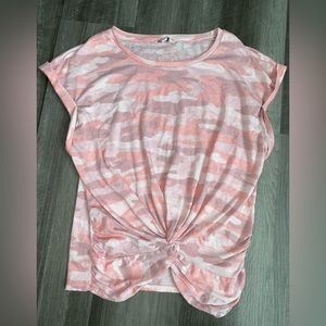 Lucky brand scrunch Camo top